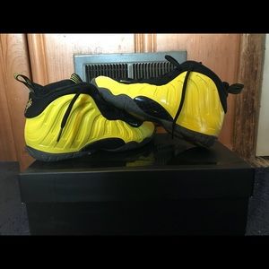 Nike little posite one